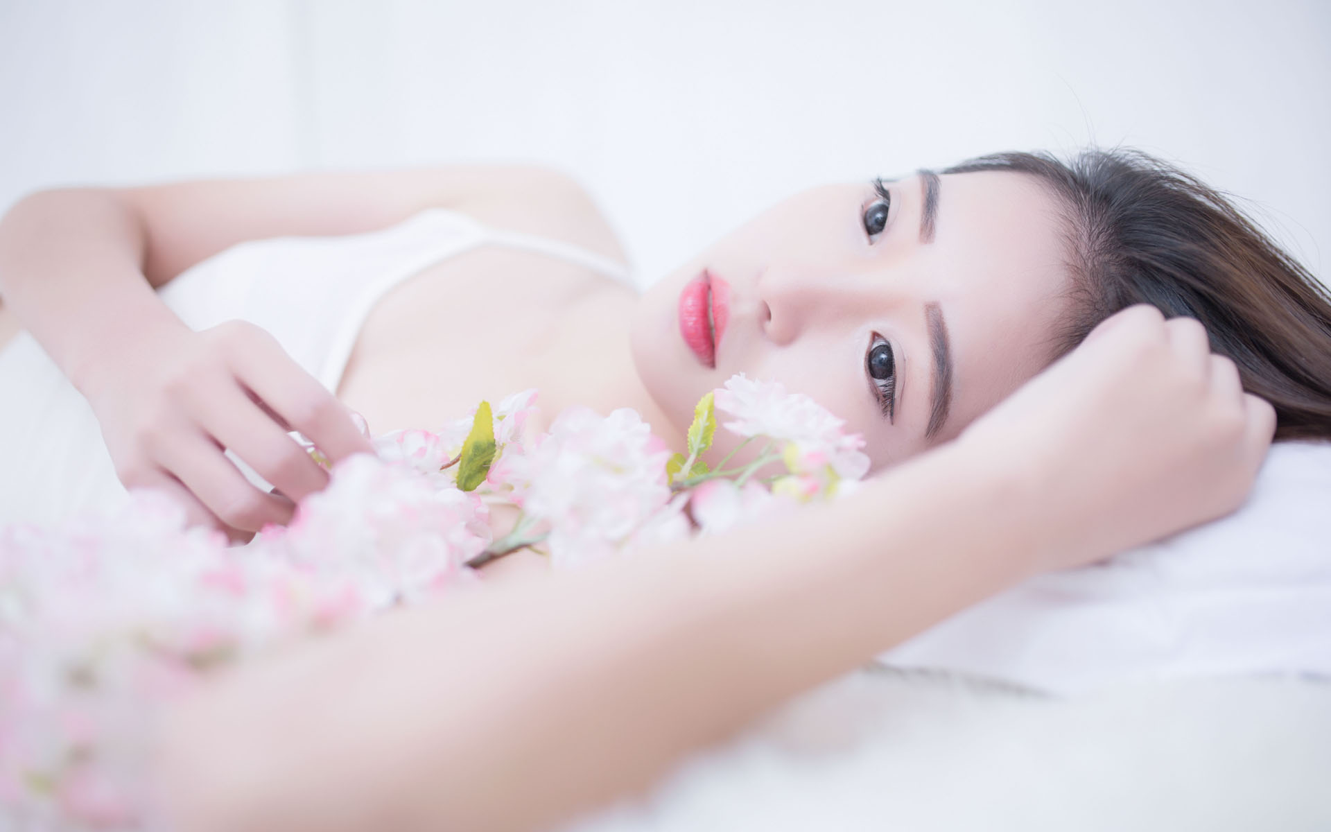 2025年哈萨克斯坦成人吸烟率降至17.5%